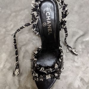 Chanel Tie Sandals - vintage
